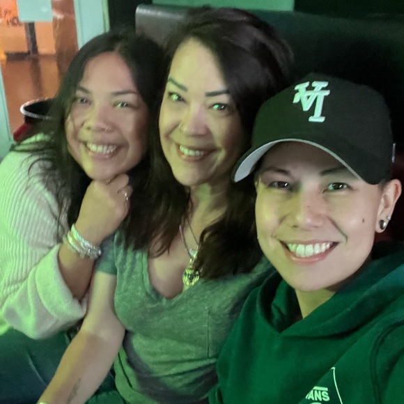 Meet your Posher, Amalia - Picture 2 of 5